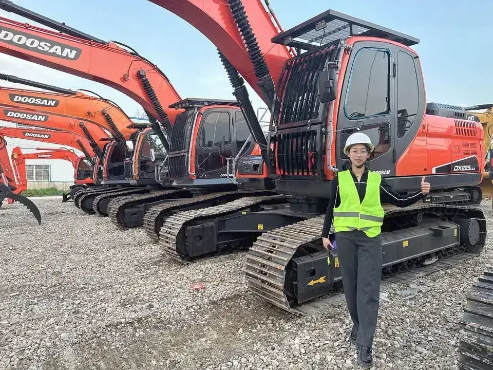 Municipal work — used wheeled excavator
