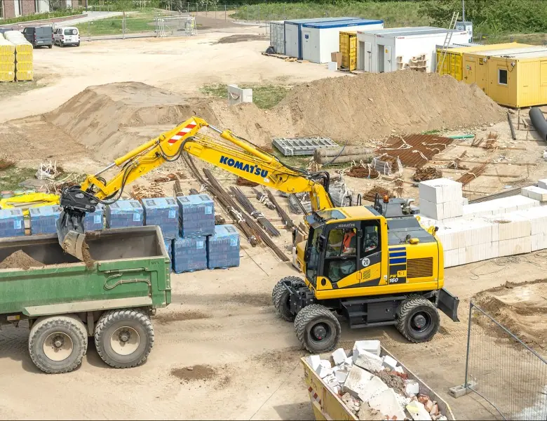 Komatsu PW160-11