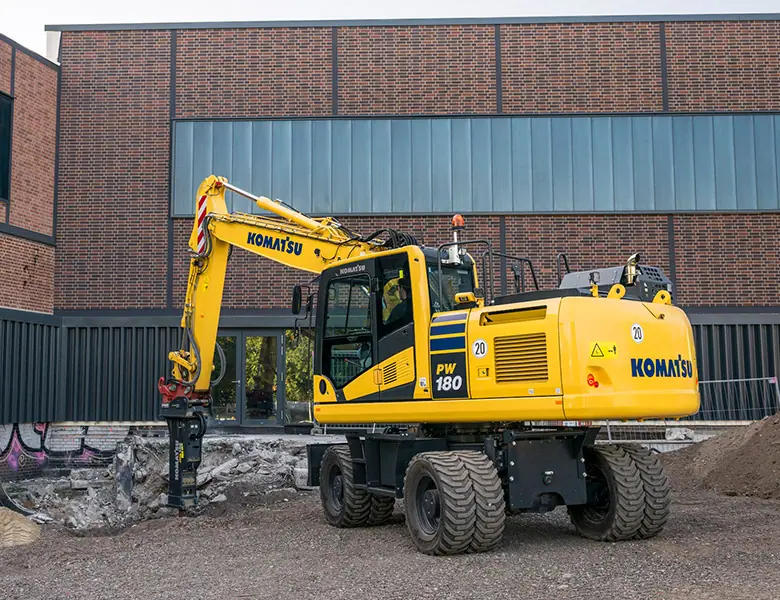 Komatsu PW180-11