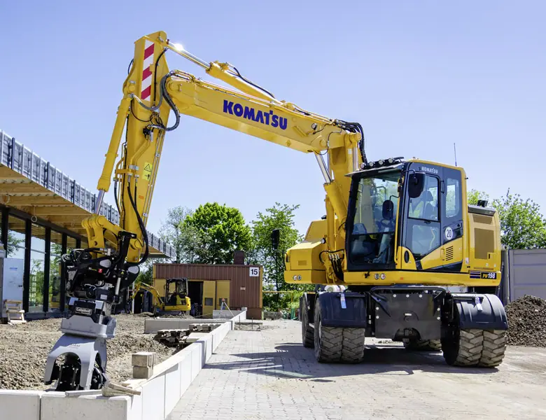 Komatsu PW198-11