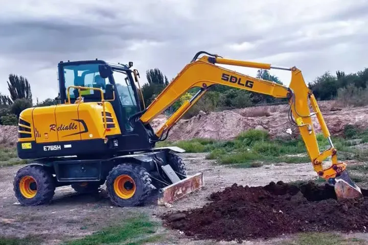 SDLG (Lingong) E765H